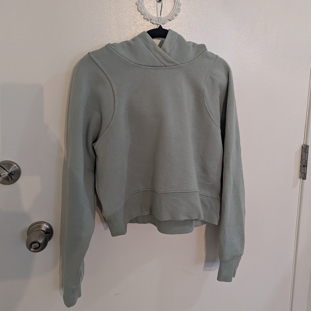 🧡 Lululemon Loungeful Grey/Green Hoodie Sweater
